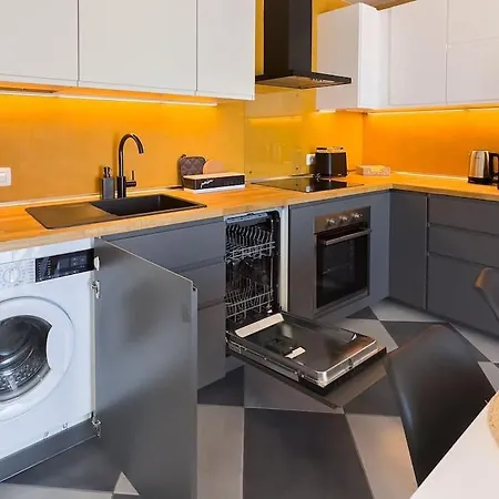 Serenity Ocean View 1br With Terrace, Pool & Walk To Beaches Costa Adeje