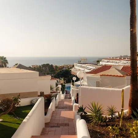 Serenity Ocean View 1br With Terrace, Pool & Walk To Beaches * Costa Adeje (Tenerife)