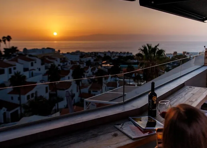 Apartmán Serenity Ocean View 1br With Terrace, Pool & Walk To Beaches