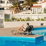 شقة Serenity Ocean View 1br With Terrace, Pool & Walk To Beaches *