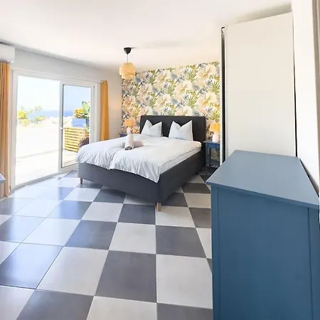 Serenity Ocean View 1br With Pool In Valley *