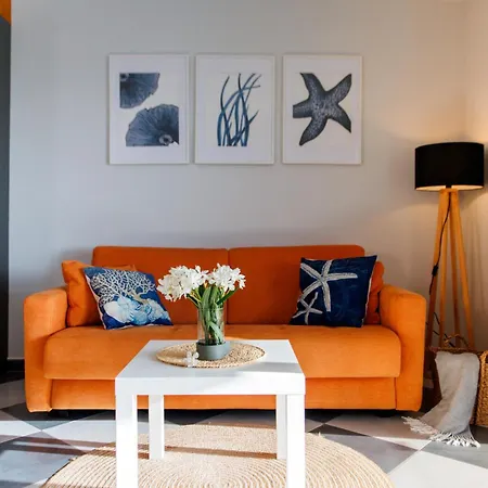 Serenity Ocean View 1br With Terrace, Pool & Walk To Beaches *