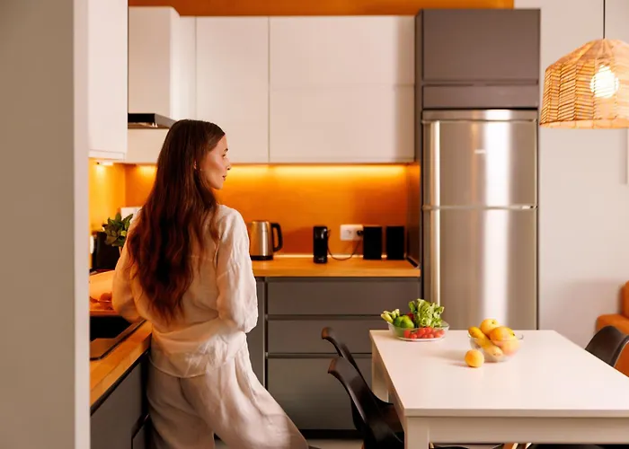 Serenity Ocean View 1br With Terrace, Pool & Walk To Beaches Apartament *