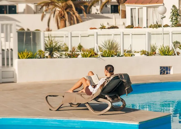 Apartament Serenity Ocean View 1br With Terrace, Pool & Walk To Beaches *