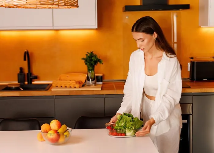 Serenity Ocean View 1br With Terrace, Pool & Walk To Beaches Apartament *