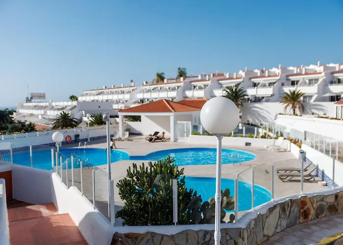 Serenity Ocean View 1br With Terrace, Pool & Walk To Beaches Apartament Costa Adeje (Tenerife)