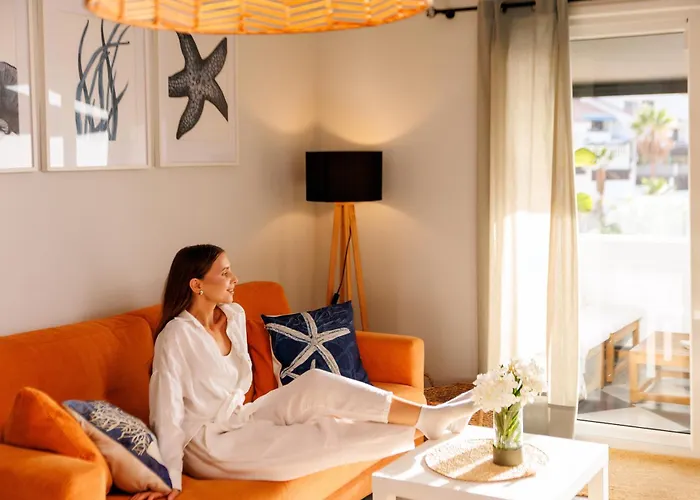 Serenity Ocean View 1br With Terrace, Pool & Walk To Beaches Costa Adeje (Tenerife)